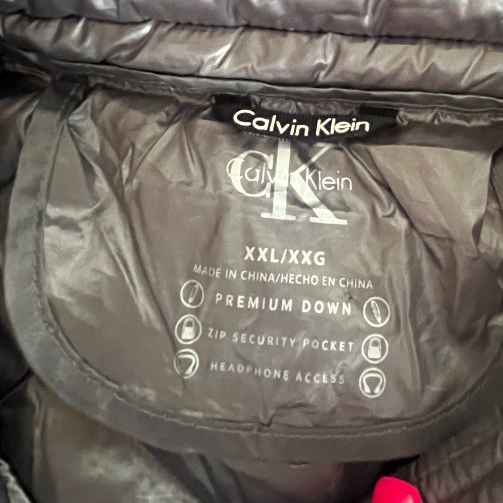 Calvin Klein Women's Metallic Gray Quilted Premium Down Vest Size XXL - Picture 12 of 15